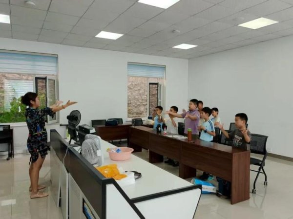 赢正通 【文化社区 南山社区】暑期特色托管班今日开营！精彩课程持续加载中～